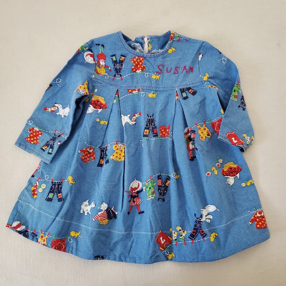 Vintage 70s Hanging Clothes Dress 3t